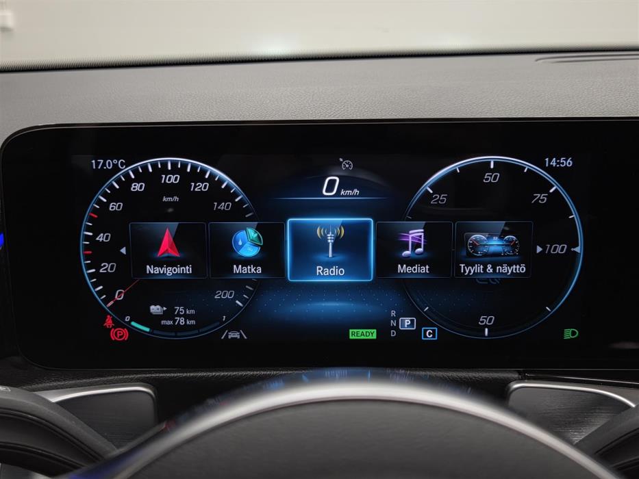 MERCEDES-BENZ EQB 2022