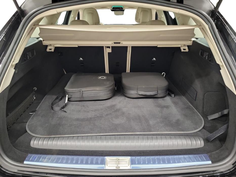 Mercedes-Benz E 2025