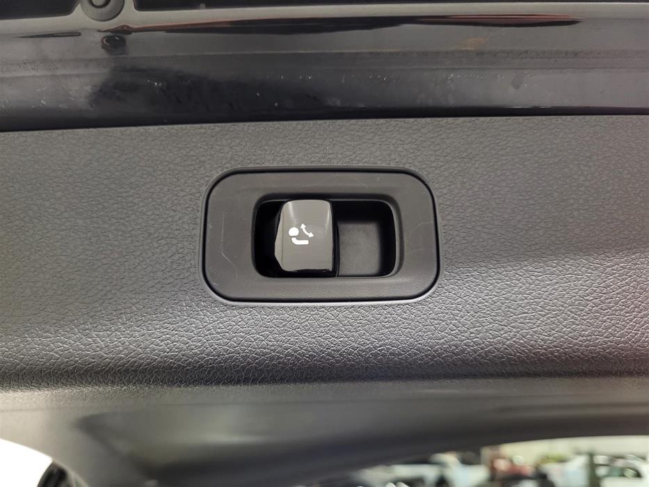 Mercedes-Benz E 2025