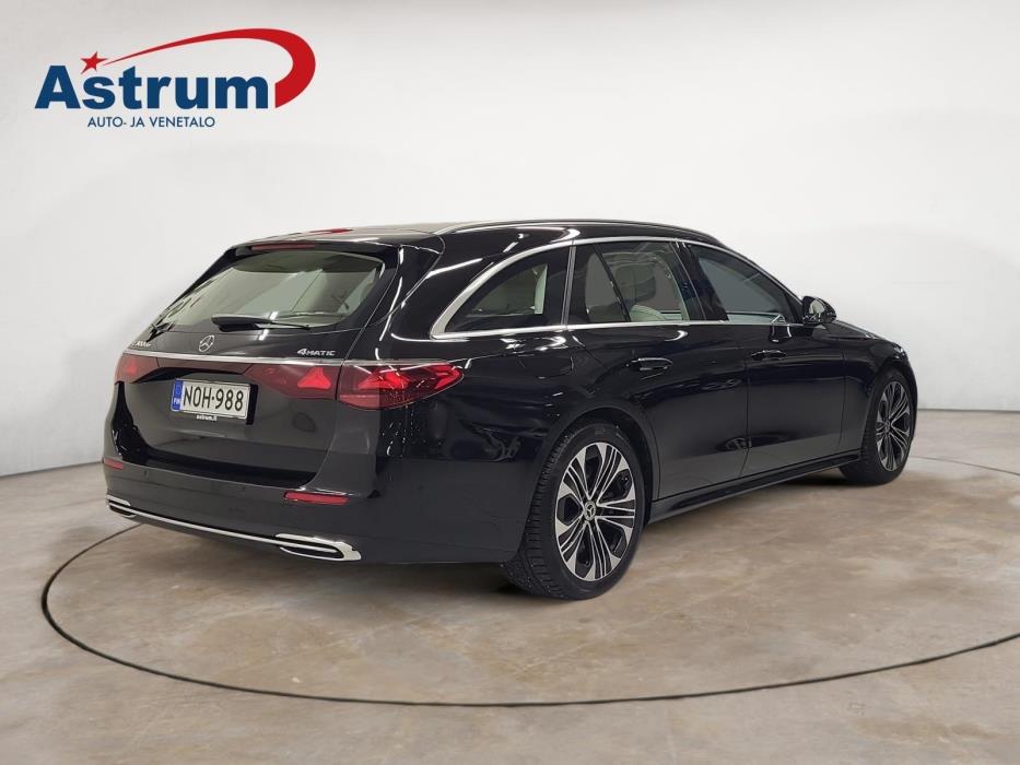 Mercedes-Benz E 2025