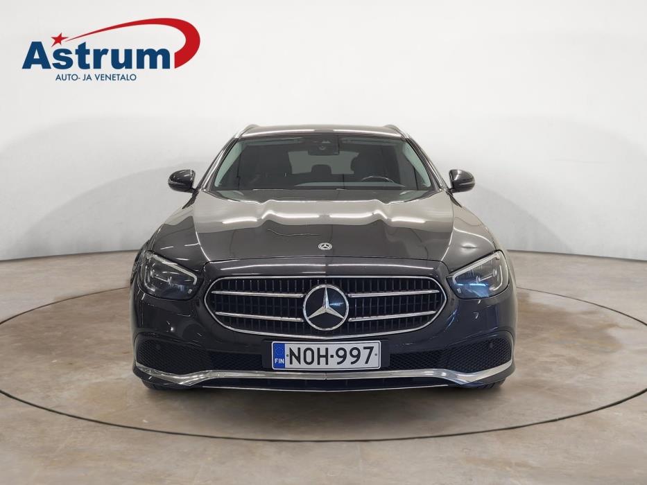 MERCEDES-BENZ E 2021