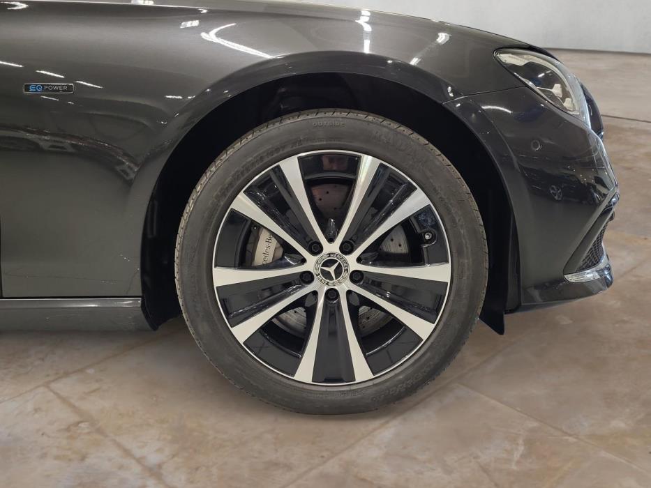 MERCEDES-BENZ E 2021