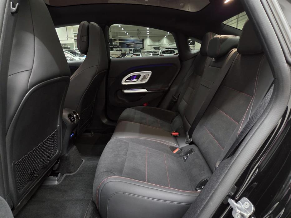 Mercedes-Benz CLA 2025