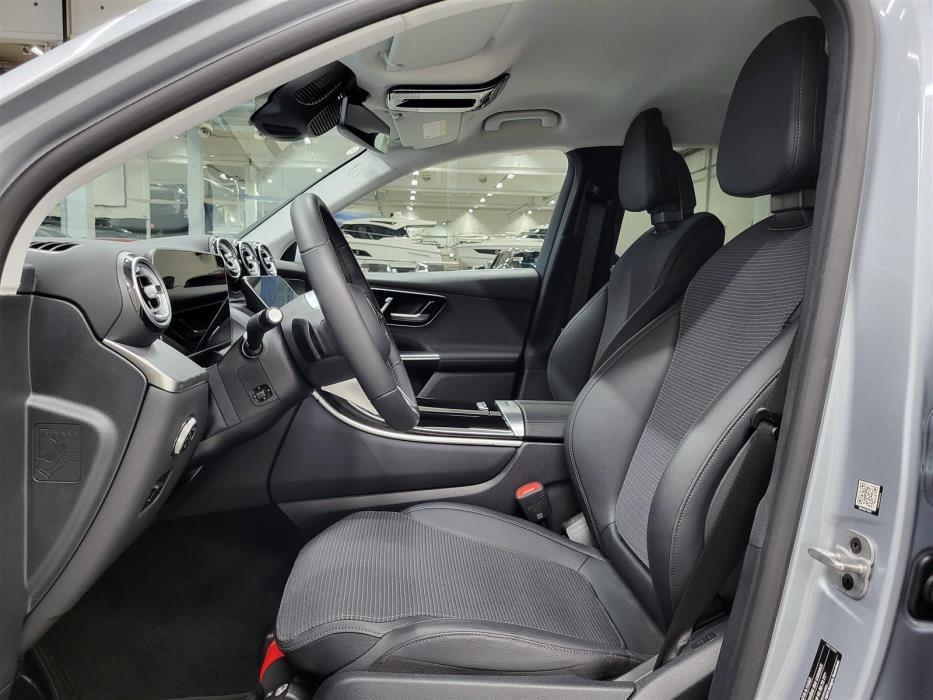 Mercedes-Benz GLC 2025