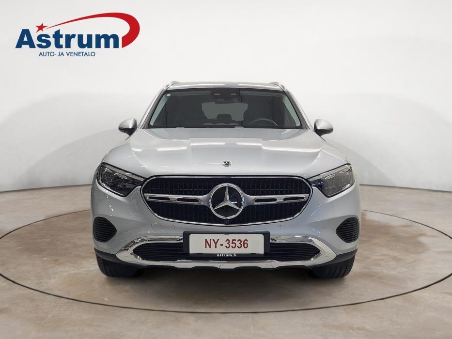 Mercedes-Benz GLC 2025