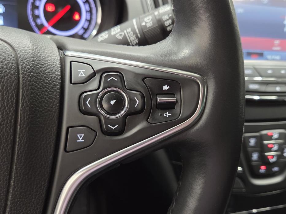OPEL Insignia 2015
