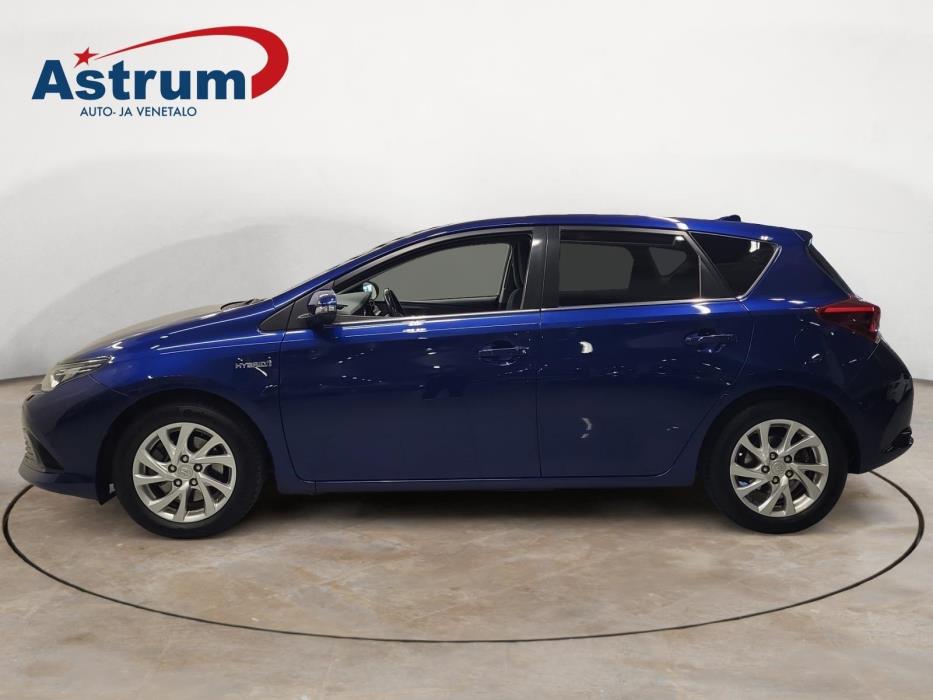 TOYOTA Auris 2018