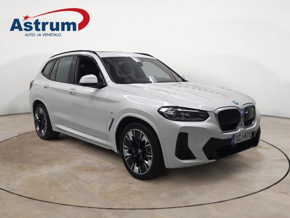 BMW iX3 2022