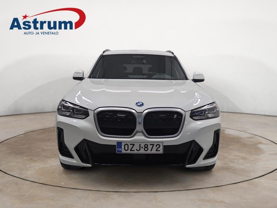 BMW iX3 2022