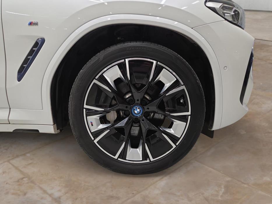 BMW iX3 2022