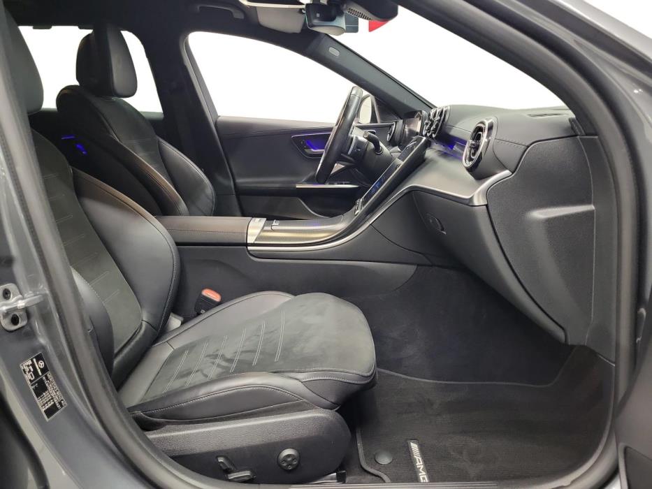 MERCEDES-BENZ C 2023