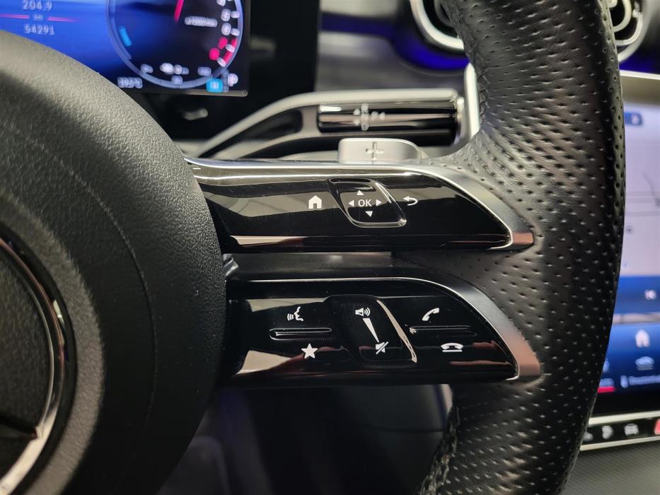 MERCEDES-BENZ C 2023