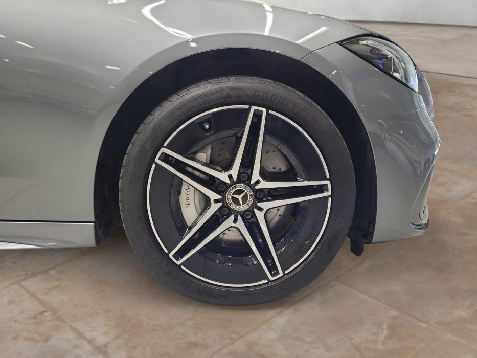 MERCEDES-BENZ C 2023