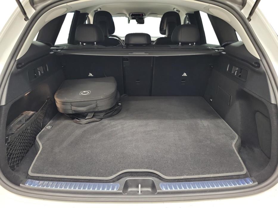 Mercedes-Benz GLC 2023