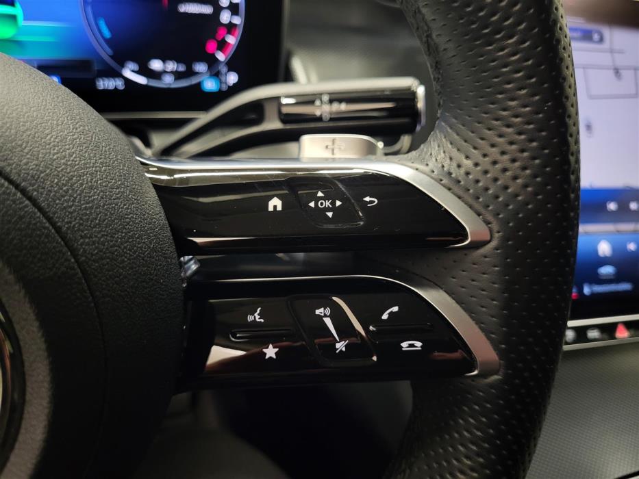 Mercedes-Benz GLC 2023