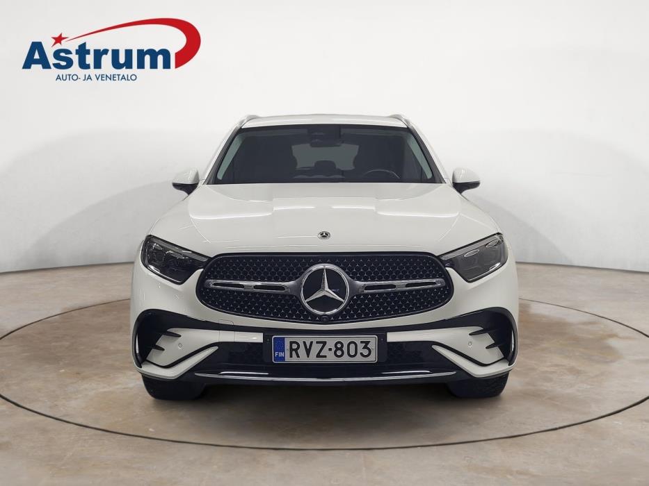 Mercedes-Benz GLC 2023