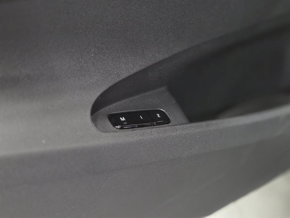 POLESTAR 2 2024