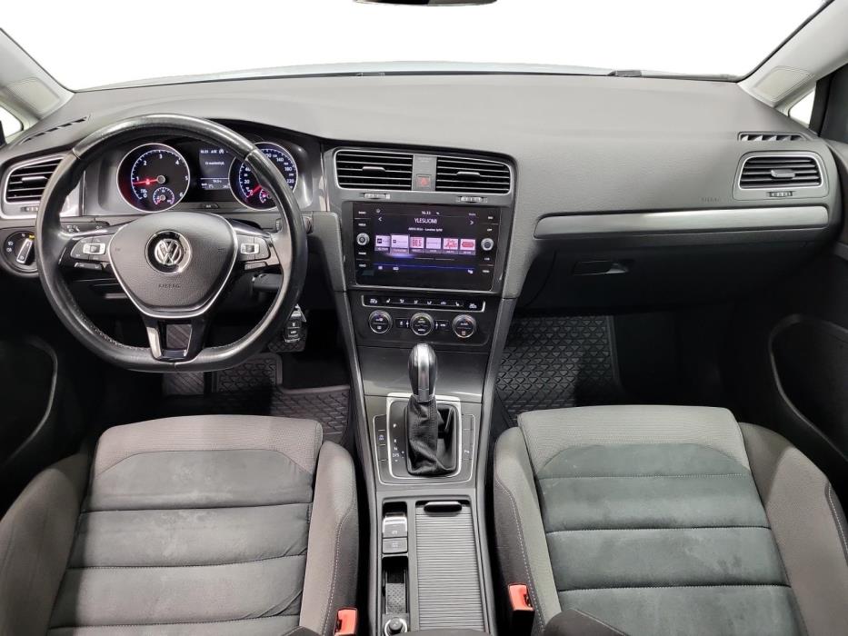 VOLKSWAGEN GOLF 2017