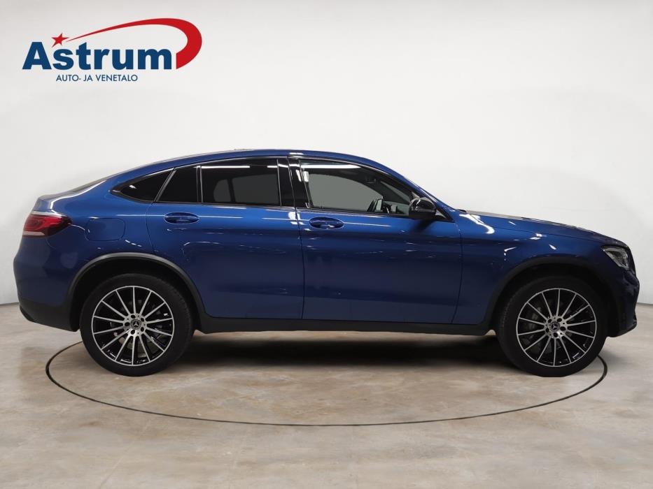 MERCEDES-BENZ GLC 2022