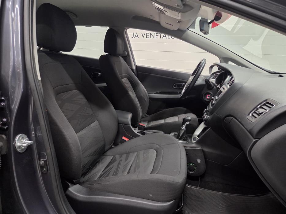KIA cee'd 2014