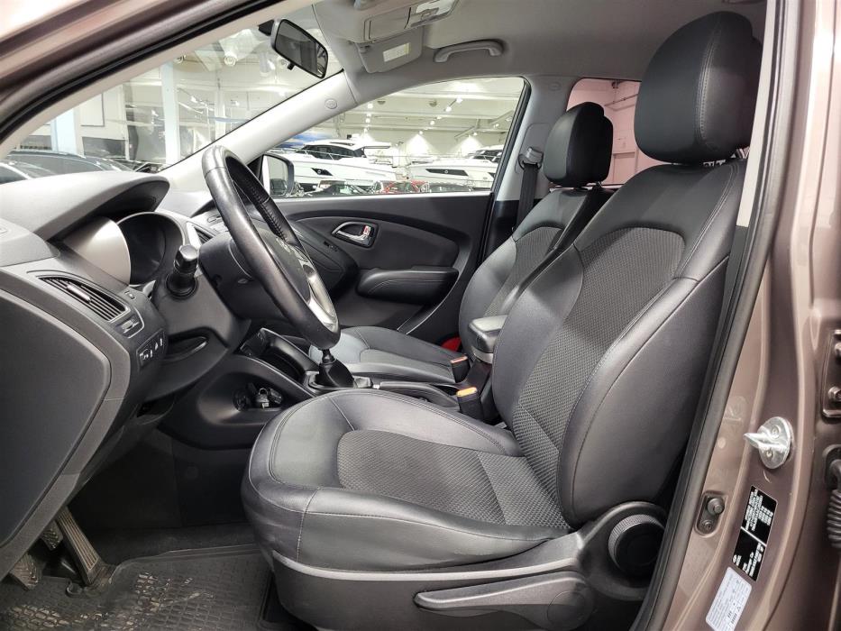 HYUNDAI ix35 2012