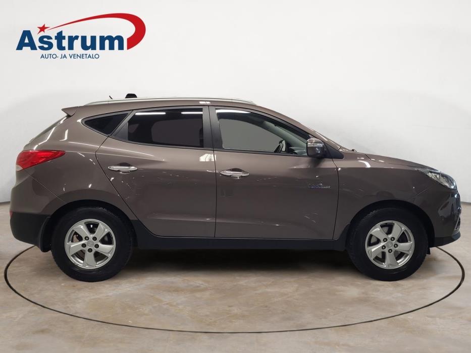 HYUNDAI ix35 2012