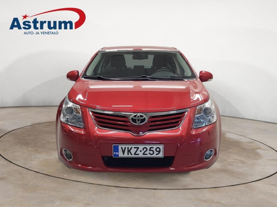 TOYOTA AVENSIS 2010