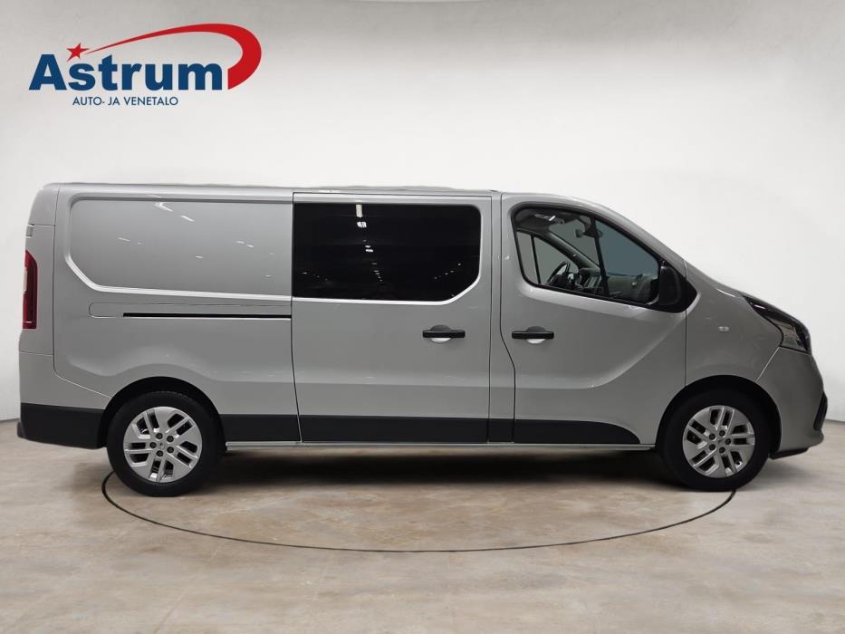 RENAULT TRAFIC 2017