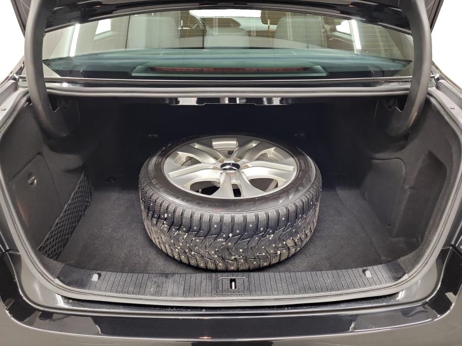 MERCEDES-BENZ E 2014