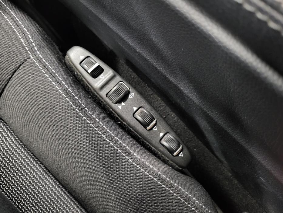 MERCEDES-BENZ E 2014