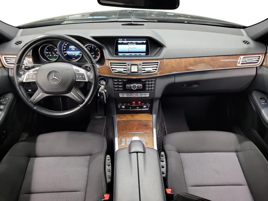 MERCEDES-BENZ E 2014