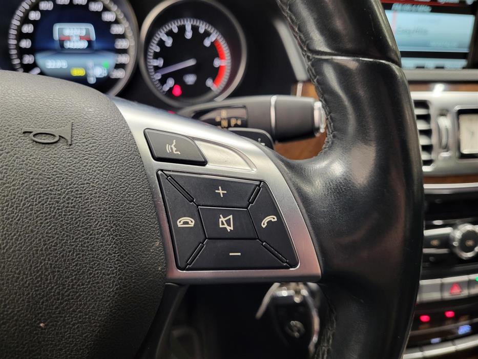 MERCEDES-BENZ E 2014