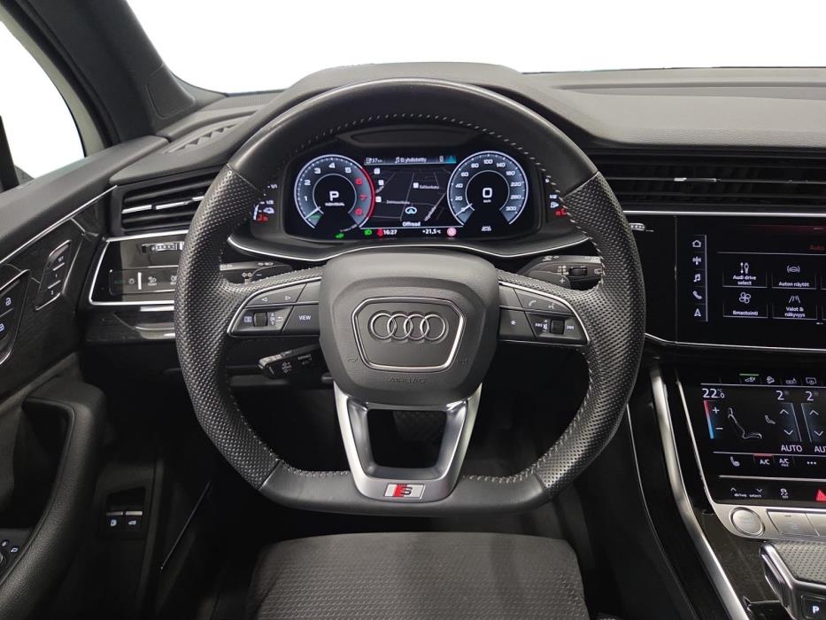 AUDI Q7 2020