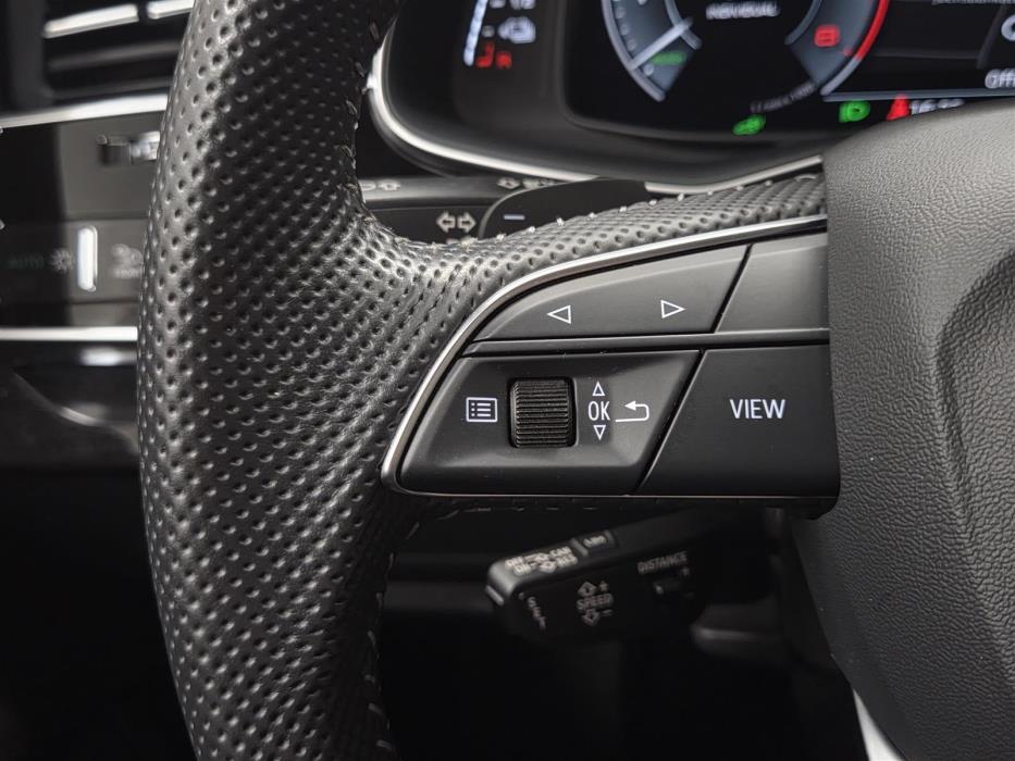 AUDI Q7 2020