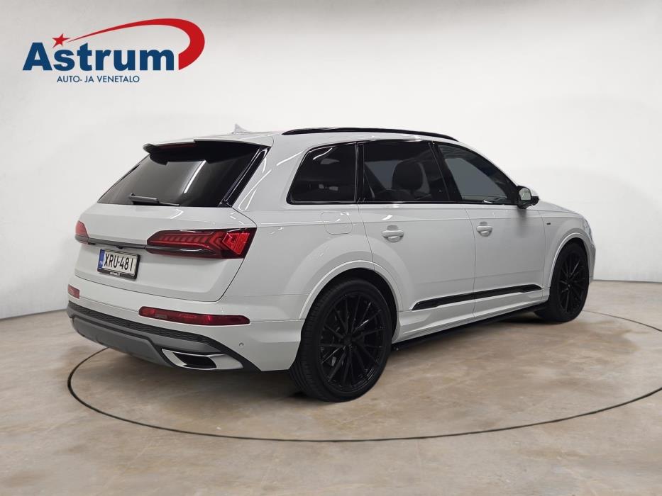 AUDI Q7 2020
