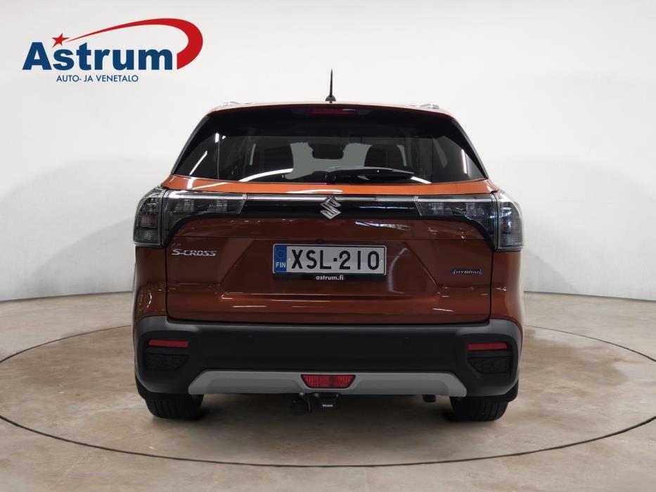 SUZUKI S-Cross 2025
