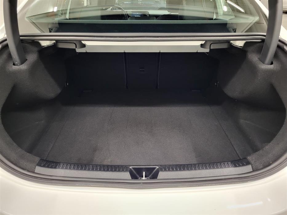 MERCEDES-BENZ A 2021