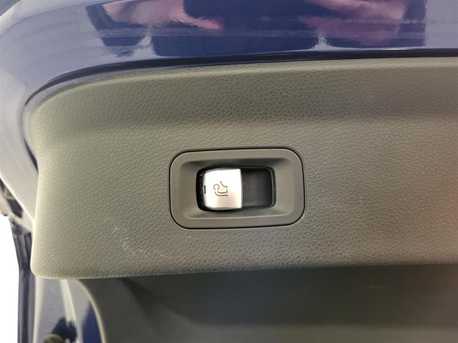 MERCEDES-BENZ GLC 2016