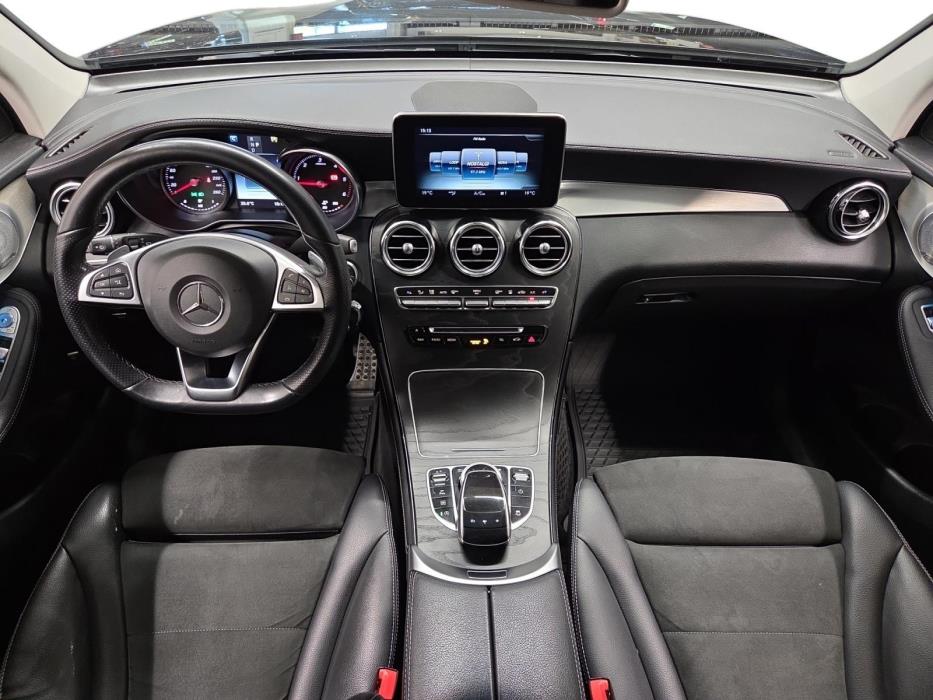 MERCEDES-BENZ GLC 2019