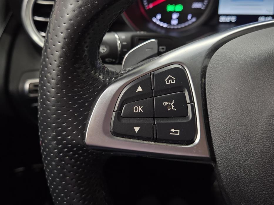 MERCEDES-BENZ GLC 2019
