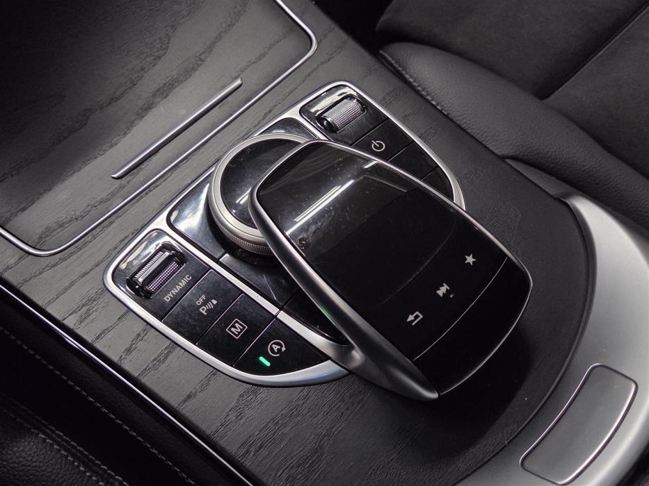 MERCEDES-BENZ GLC 2019