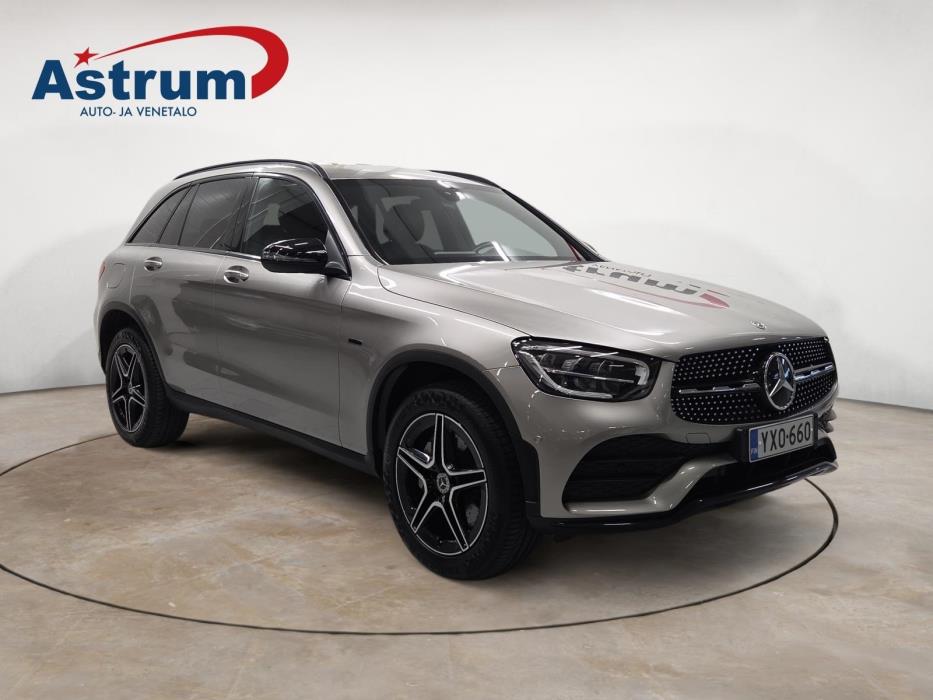 MERCEDES-BENZ GLC 2021