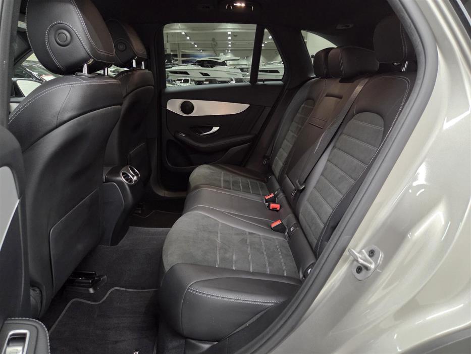 MERCEDES-BENZ GLC 2021