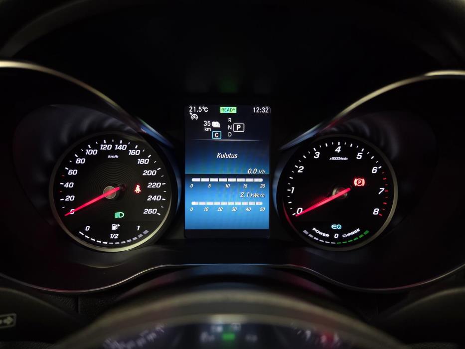 MERCEDES-BENZ GLC 2021