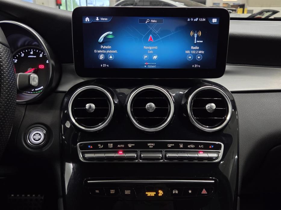 MERCEDES-BENZ GLC 2021