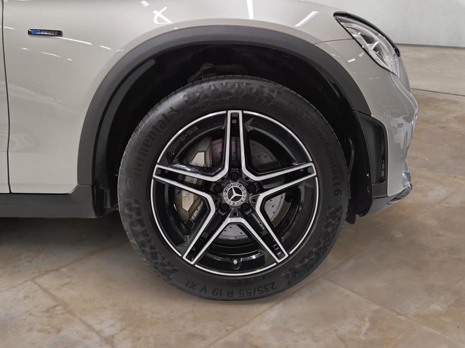 MERCEDES-BENZ GLC 2021