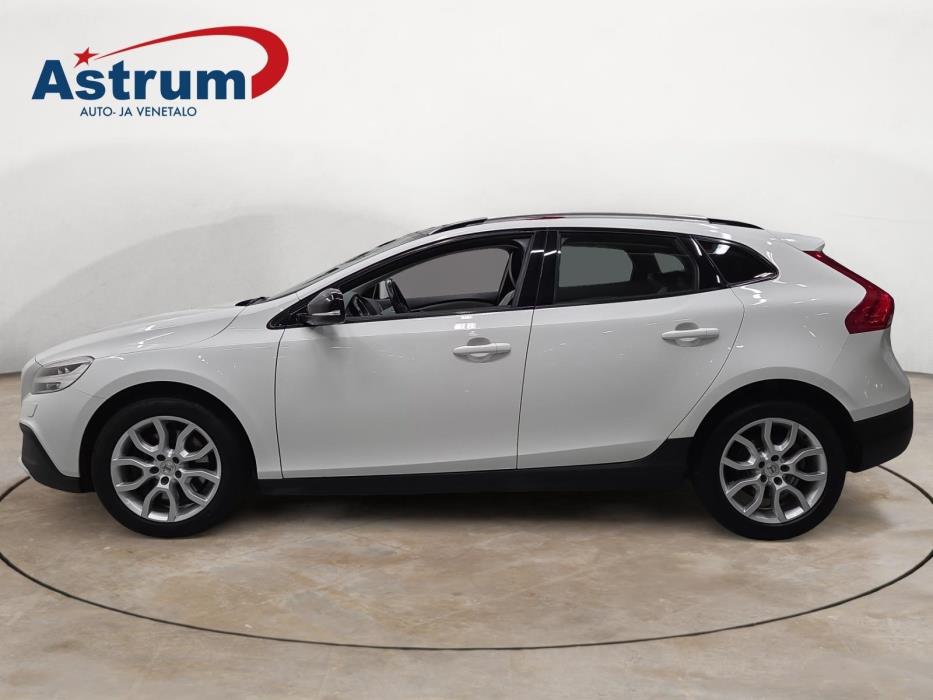 VOLVO V40 Cross Country 2017