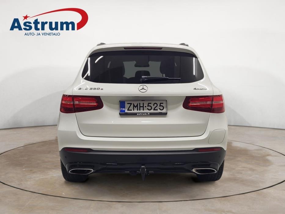 MERCEDES-BENZ GLC 2018