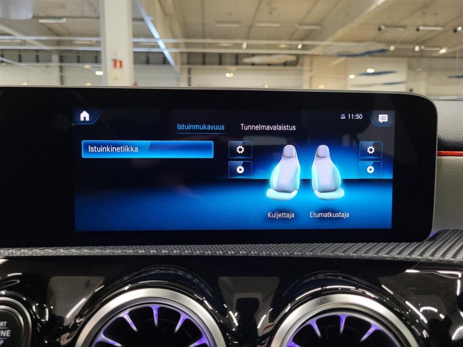 MERCEDES-BENZ A 2019