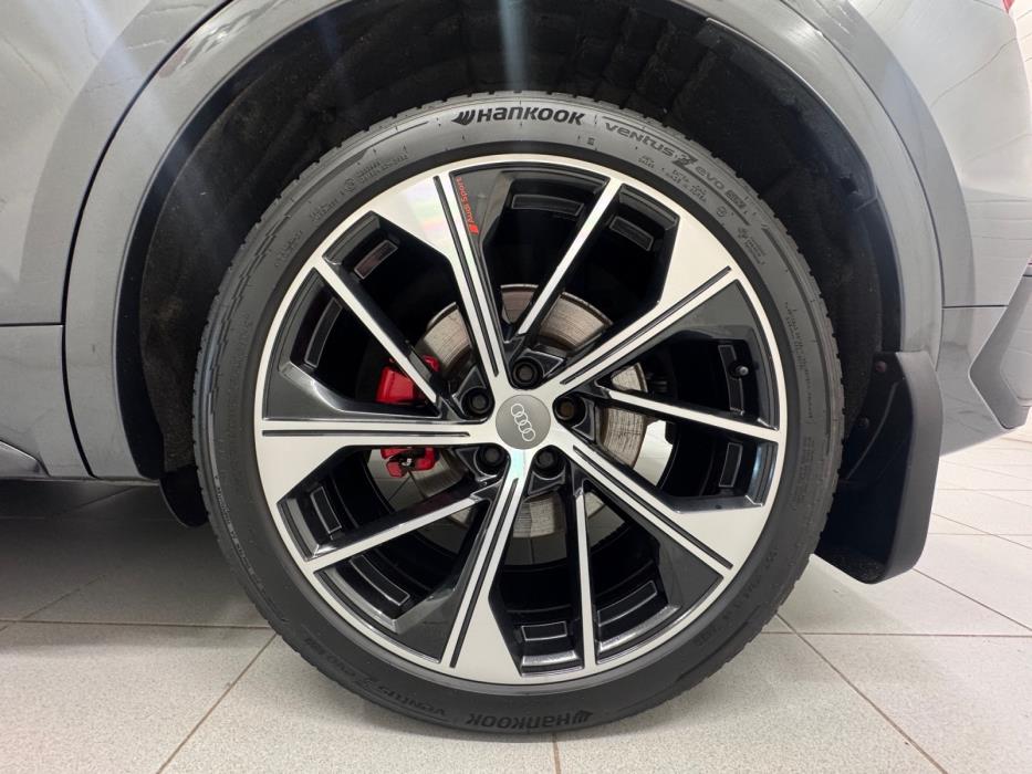 AUDI Q5 2021